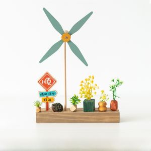 Creative Small Figurine Good Luck Unusual New Year Birthday Atmosphere Ornament Kitchen Counter Decor Teacher Gift Wooden Base