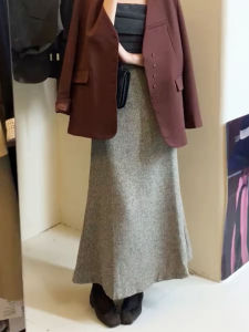 Light Maturity Style Retro Light Grey Half Skirt High Waist Drapey Elegant Versatile Midi Skirt for Autumn New Arrival