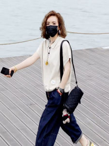 Fashion Polo Collar Printed T-shirt and Loose Jeans Set 2 Pieces