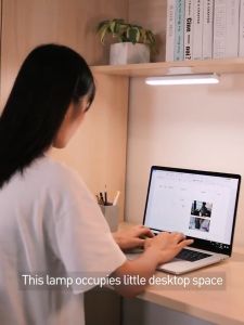 Đèn Led Treo Tường Đèn Led Tích Điện 1800mah Baseus DGXC-02 Cảm Ứng 3 Mức Ánh Sáng - Toplink