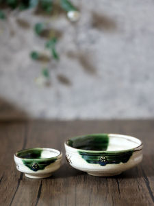 Retro Glazed Sushi Rice Bowl Hand-Painted Japanese Style Dining Utensils Irregular Shape Porcelain Bowl for Home Use