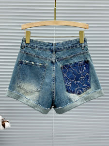 High Waist Wide Leg Denim Shorts Womens Fashion Summer 2024 Diamond Embellished Flip Edge A-Line Hot Pants Versatile Blue Jeans