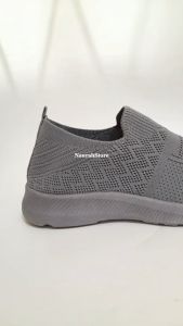 Sepatu Slip On The Wisdom Sneakers Nyaman Ringan Empuk Elastis Anti Slip Awet Sol
