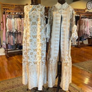 Abaya Set Outer + Inner by Dian Pelangi LIMITED EDITION Setelan Busana Muslim Gamis Dress Long Cardigan Outfit Formal Pesta Kondangan Lebaran Wanita Hijaber Cantik Anggun Modis Modern Elegan Mewah Model Korea Terbaru Motif Batik Limar Payet Kekinian