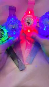 Jam Tangan Anak dengan Karakter Labubu Ceria dan Strap Lampu LED Warna-Warni Trendy Terlaris