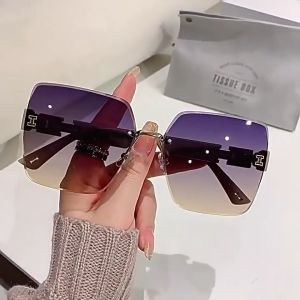 COD❤️Kacamata Hitam Logo H Fashion Wanita Korea Kacamata Oversize Lensa Kotak Kacamata Hitam UV400