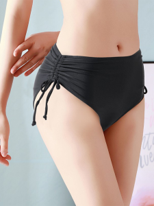 กางเกงว่ายน้ําบิกินี่เอวสูงสีดําสําหรับผู้หญิงกางเกงว่ายน้ําสีขาวคลุมท้องใส่แล้วดูผอมเพรียวสําหรับผู้หญิงแช่น้ําพุร้อนไซส์ใหญ่ทรงสามเหลี่ยมเซ็กซี่