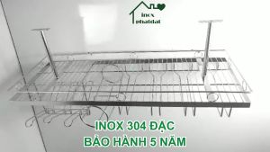 Kệ treo ly rượu vang quầy bar Inox 304 PHÁT ĐẠT giá treo ly rượu vang gắn tường để chai rượu (SP136)