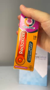 Redoxon Triple Action rasa Blackcurrant isi 10 tablet