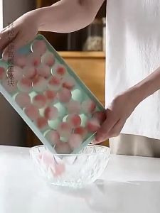 Cute Ice Cube Maker Round 33 Grid Fridge Ice Ball Maker Making Box Dulang Pembuat Ais Batu Self Made Ice Cube Tray 自制冰格模具