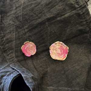 Fashionable Rose Carved Button Versatile High-Quality Elegant Design Coat Sweater Decorative Accessory Manna Brand