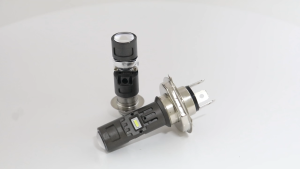 1PCS T19 P15D H4 LED Motorcycle Headlight Dual Color 3200K 6500K White/Yellow Brightness LED Motorcycle Headlight