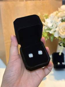 CEBM Elegant Stud Earrings (Heart / Circle / Square) With Elegant Velvet Black Box
