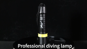 Asafee D-411 XHP70 LED Light Rotary Switch 2400LM FIshing HUnting Flashlight 21700 Battery Rechargeable Dive Lamp With Matching Wristband IPX8 Waterproof Recreational Diving Torch