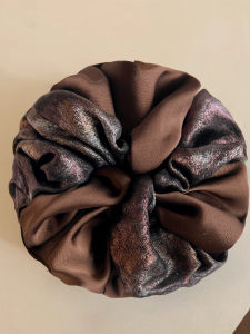 ZUOOU | Elegant Embroidered Dual-color Heavy-weight Satin Scrunchie