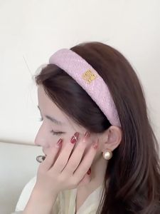 หอมขนาดเล็ก สไตล์ฝรั่งเศส ผู้หญิง ฤดูใบ ไม้ ผลิ ฤดูร้อน อุปกรณ์ สวม ศีรษะ ระดับ ไฮเอนด์ คาดผม ปีก กว้าง คน ดัง อินเทอร์เน็ต สไตล์ใหม่