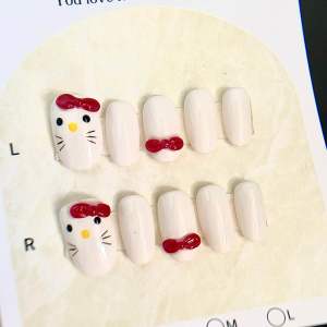 móng tay giả thiết kế nail box hello Kitty móng ngắn Hàn Quốc Nail box học sinh