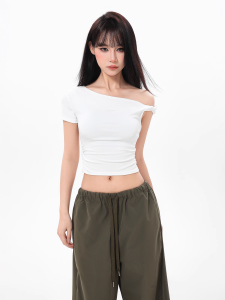 ARCG | Off-shoulder Short Sleeve Design T-shirt