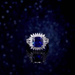 Huitan Gorgeous Blue Cubic Zirconia Ring Women Wedding Anniversary Party Finger Accessories Brilliant Ladys Ring Trendy Jewelry