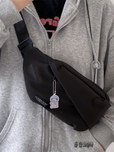 Japanese Style Ins Harajuku Black Style Sports Mobile Phone Chest Bag Men South Korea Retro Easy Matching Minimalist Parka Crossbody Bag Women