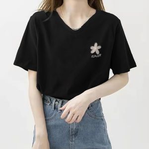 Áo Thun Dáng Rộng Cổ V Tay Ngắn Phong Cách Tối Giản