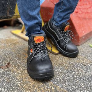 OSP 9868 Steel Toe Cap and Midsole Low Cut Safety Shoe CE EN20345 with Singapore Safety Standard