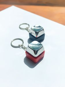 WOWEIAOKUANG | Prank Relief Electric Keychain Toy