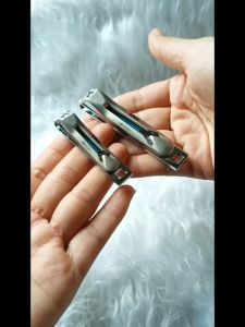 ที่ตัดเล็บคมๆชุดตัดเล็บ มี2ขนาด คมมาก กรรไกรตัดเล็บสแตนเลส อย่างดี กรรไกรตัดเล็บญี่ปุ่นQLMA ตัดเล็บเท้า ตัดเล็บแข็งไม่แตก มีความคมสูง กรรไกรตัดเล็บขบ ที่ตัดเล็บคน มีตะไบเล็บในตัว มีดตัดเล็บใหญ่ กรรไกรตัดเล็บใหญ่ พร้อมส่ง Sunshieny