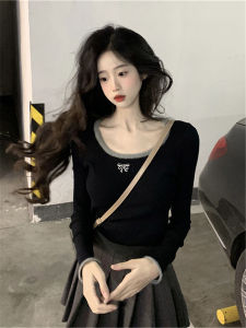 เสื้อยืดคอกว้างแขนยาวทรงสั้นสำหรับผู้หญิง ฤดูใบไม้ผลิและฤดูใบไม้ร่วง ดีไซน์ใหม่ ผูกโบว์ ขอบขนนุ่ม ทรงเข้ารูป เสื้อชั้นในสุดเทรนด์