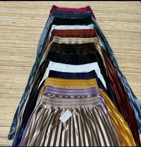 Rok plisket bludru wanita kekinian Rok bludru 7/8 terbaru dan termurah