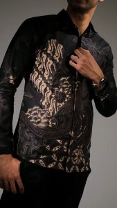 Batik Handara - Peksi Seling Hitam Kemeja Pria Furing Erro