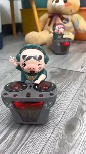 Chú heo chơi DJ năng động siêu dễ thương nhảy theo nhạc và đèn đồ chơi yêu thích cho bé