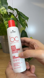 Schwarzkopf Bonacure Repair Rescue Intensive Creamy Conditioner 200ml For damaged hair