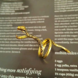 Cincin Holder R*K*K Desain Ular Montpellier (Adjustable)