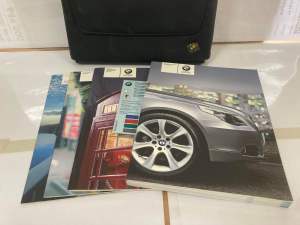 BMW E60 สมุดคู่มือการใช้งาน ภาษาอังกฤษ ของแท้ พร้อมซอง 01410012781 en