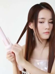 Automatic Vivid Curler: A Compact Ceramic Coating Hair Curler
