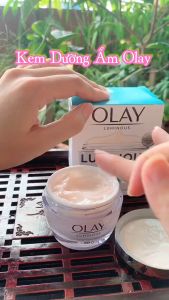 Kem Dưỡng Ẩm Ngày & Đêm Dưỡng Sáng Da OLAY LUMINOUS 50G