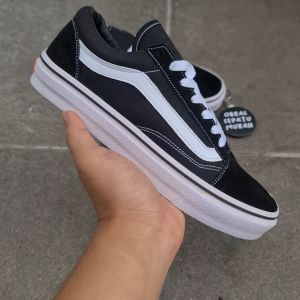 OBRAL SEPATU SNEAKERS PRIA VANSSSE OLD SCHOOL CLASIC BLACK WHITE 36-43 SEPATU SEKOLAH HITAM PUTIH KERJA KANVAS MURAH 100%