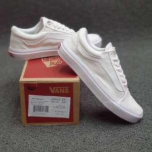 Sepatu Sneakers Import Vans Oldskool Full White Pria Wanita 36-43