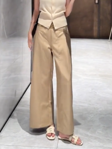 MANMI | Elegant Commuter Casual Pants Khaki 2025