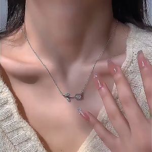 Bestella💗COD Kalung Tulip Wanita Desain High-end All-Match Rantai Klavikula Lembut