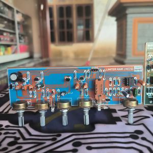 Crossover Aktif 3 Way VARIABEL FREKUENSI (main 3 chanel power) Sub Rendah Halus