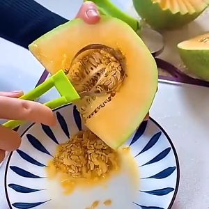 Pemotong buah portable cutting tool 3 in 1 /kerokan buah/ alat dekorasi buah/cocktails fruit ball