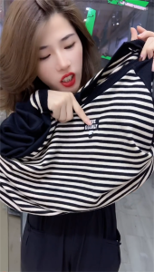 European Station Fall and Winter New Arrival Long Sleeves Bottoming Shirt Women round Neck Contrast Color Loose Western Style Knitted Sweater Inner Wear Blouse Women