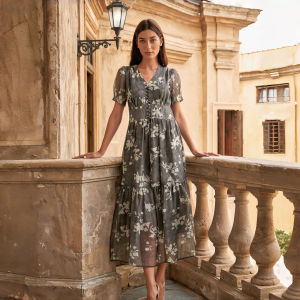 Decorative Buttons V-Neck Loose Waist Floral Summer Dress