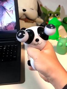 Funny Decompression Tool Creative Funny Trick Explosive Eyes Panda Pinch and Reduce Toys