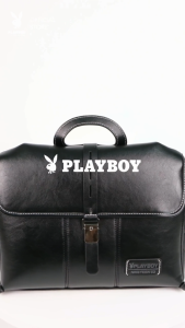 PLAYBOY รุ่น Core Satchel Bag กระเป๋าถือผู้ชาย รหัส ST-B254PBM333-BK ดีไซน์ทรงกล่องแบบมีฝาพับ สีดำ