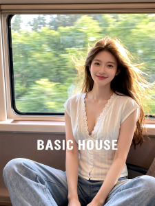 Basic House | White Lace Trim V-neck Short Sleeve Summer Waist-accentuating Shirt