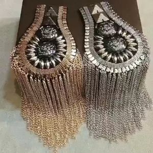 1pc Evolet Tanda Pangkat Aksen Rivet + Rumbai Untuk Penyanyi / Bahu Model Rumbai Rivet / Panggung Gaya Vintage Punk