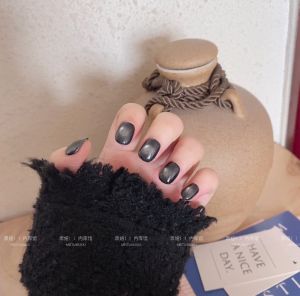 เล็บแต่งตัวด้วยมือที่ทำจากหินคลอ รูปตาแมว ความรู้สึกหรูหรา แผ่นติดเล็บแบบถอดได้ ความยาวปกติ ผลิตจากจีน